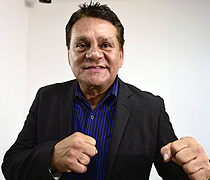 Roberto Duran Signed Memorabilia