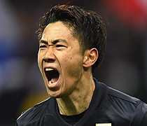 Shinji Kagawa Signed Memorabilia