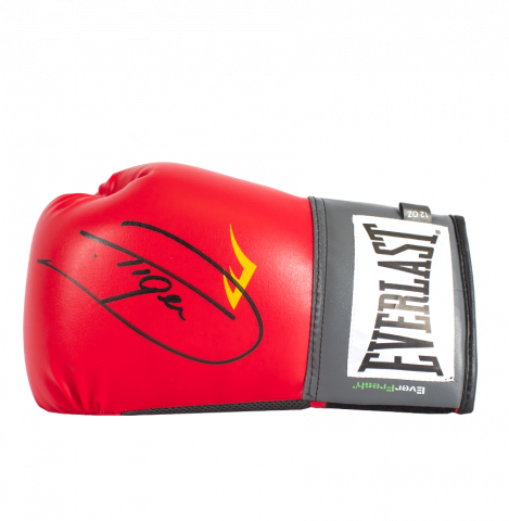 Dariusz Michalczewski Signed Red Everlast Boxing Glove: "Tiger" Signature Edition
