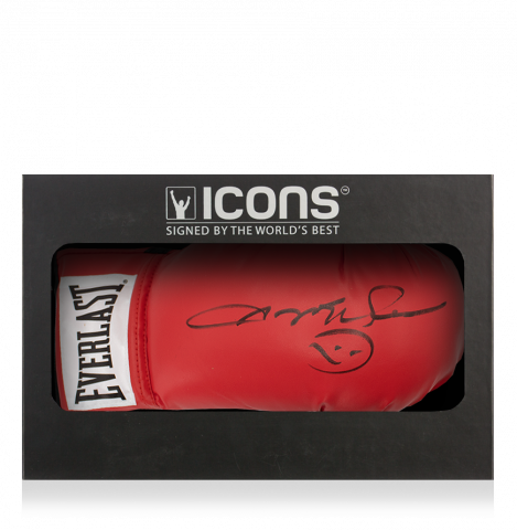 Sugar Ray Leonard Signed Red Boxing Glove In Deluxe Packaging