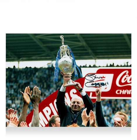 Steve Coppell Signed Reading Photo: Coca-Cola Championship Winner 2005-06