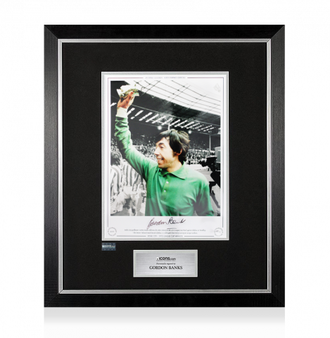 Gordon Banks Signed Stoke City Print In Premium Photo Frame: 1972 League Cup Winners
