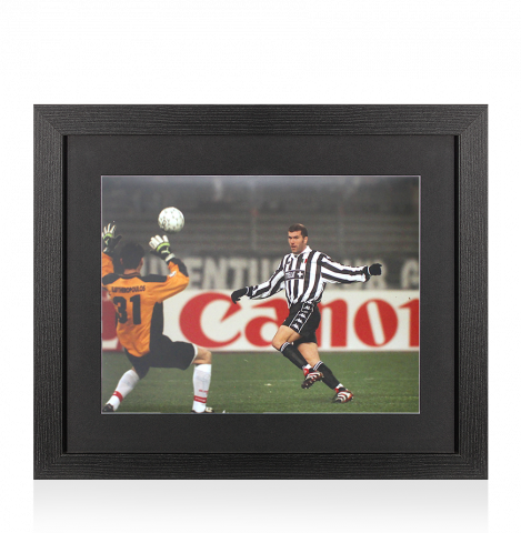UNSIGNED Zinedine Zidane Photo In Black Wooden Frame: Juventus Goal